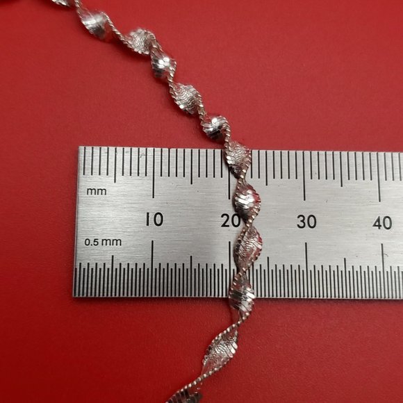 7 Inch 925 Sterling Silver Twisty Chain Bracelet - Picture 4 of 5